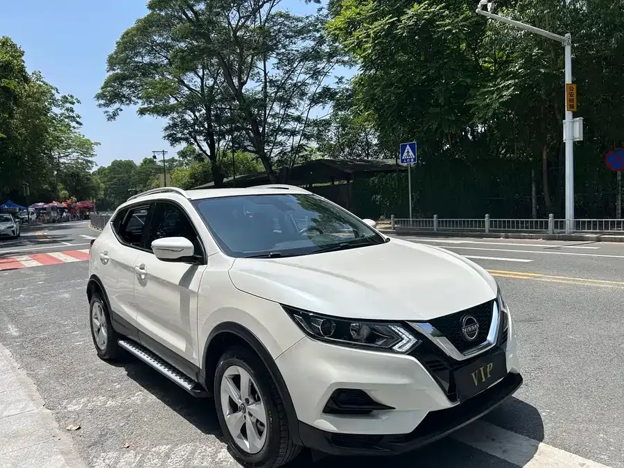 Nissan Qashqai Qashqai 2022 2.0L CVT XV Smart Edition 2023 — фото 1, купить с доставкой в Москву