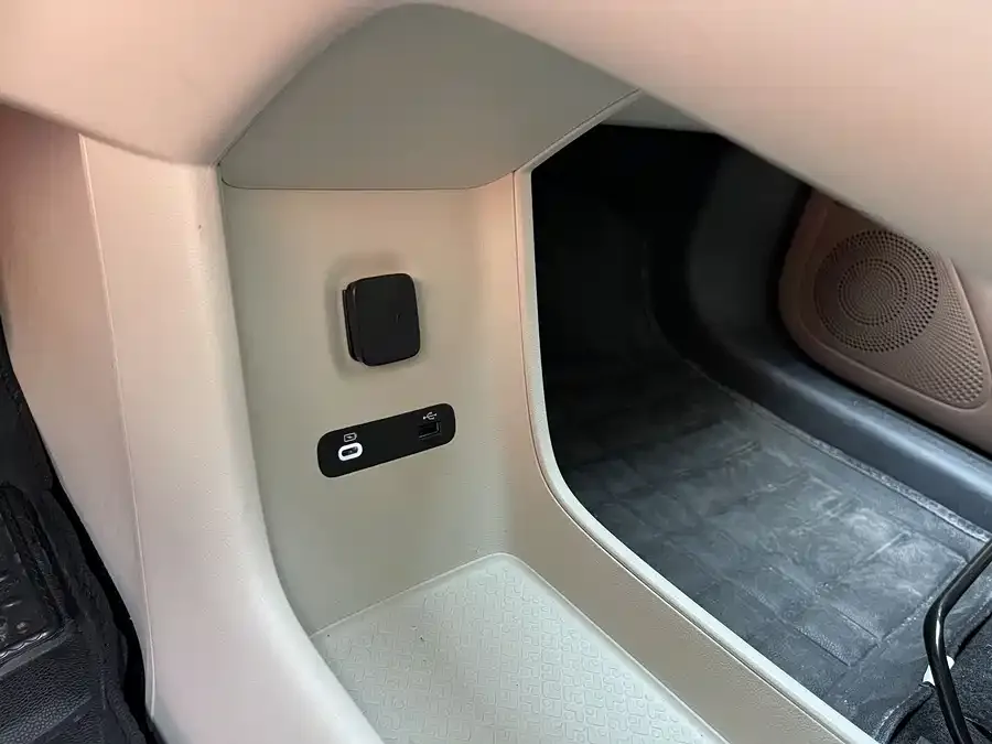 Wuling Bingo S Bingo S 2025 430km Flagship Edition 2025 — миниатюра 4