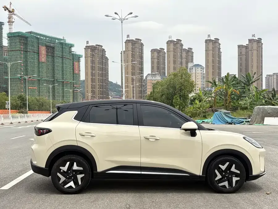 Wuling Bingo S Bingo S 2025 430km Flagship Edition 2025 — миниатюра 2