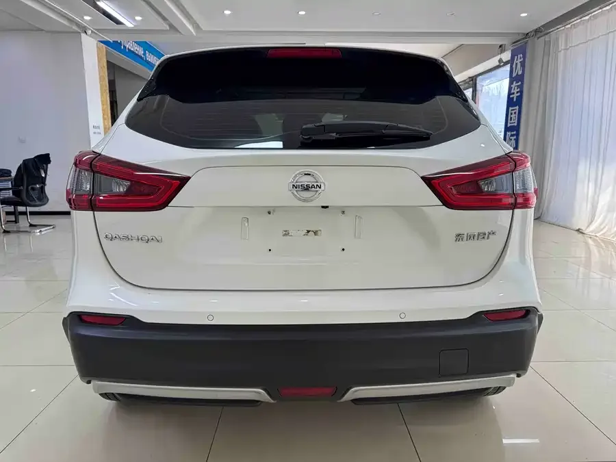 Nissan Qashqai Qashqai 2022 2.0L CVT XV Prem Luxury Edition 2023 — миниатюра 2