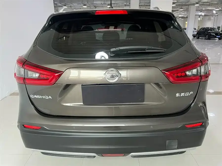Nissan Qashqai Qashqai 2022 2.0L CVT XV Prem Luxury Edition 2022 — миниатюра 2