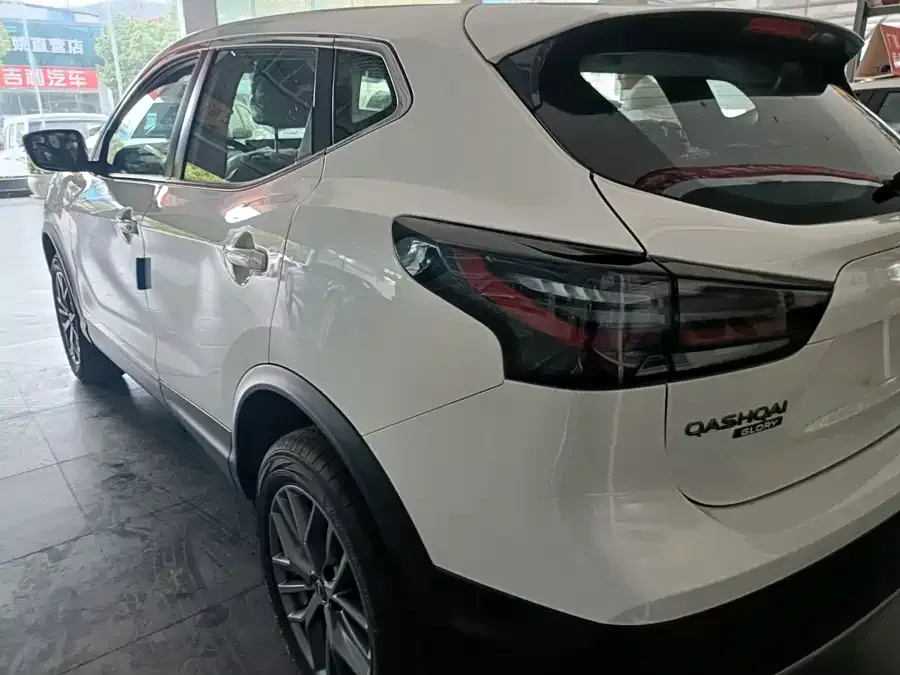 Nissan Qashqai 2025 Qashqai facelift Honor 2.0L CVT XV True Heart Edition 2026 — миниатюра 4