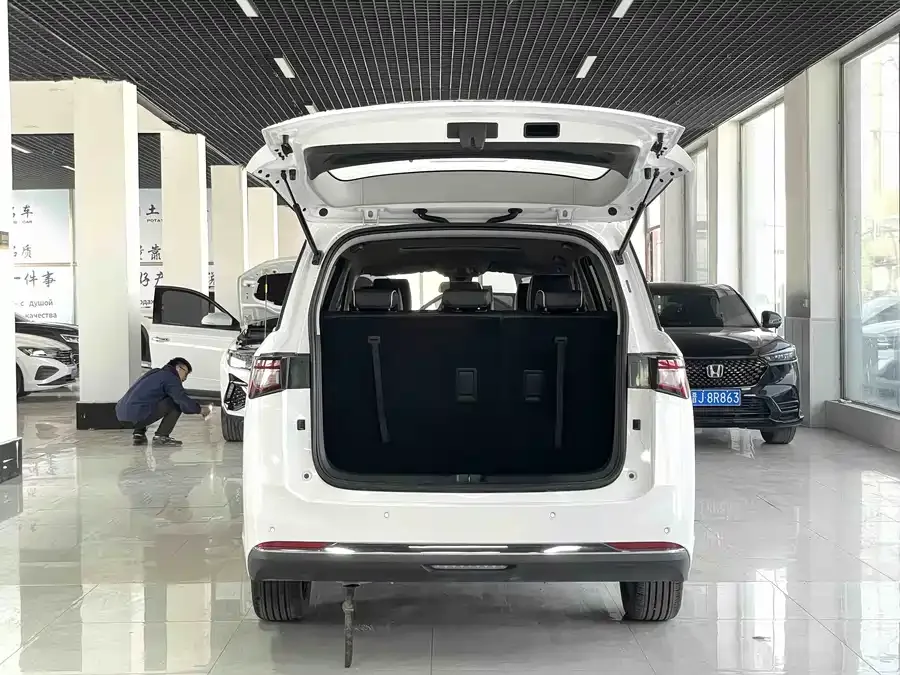 Wuling Jiachen Wuling Jiachen 2022 1.5T CVT exclusive flagship model 2022 — миниатюра 5