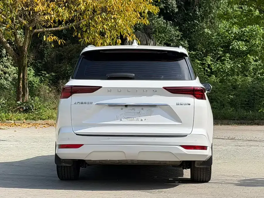 Wuling Capgemini Wuling Kaijie 2020 1.5T CVT flagship model 2023 — миниатюра 2