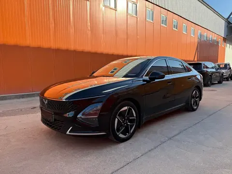 Wuling Starlight 2024 buy in Moscow