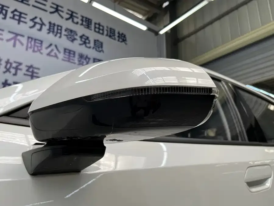 Wuling Starlight Wuling Starlight 2025 70km Smart Standard 2026 — миниатюра 2