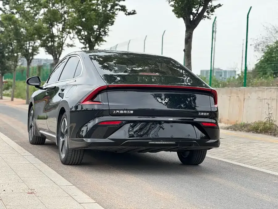 Wuling Starlight Wuling Starlight 2024 Co-creation Edition 510 Advanced Model 2024 — миниатюра 2