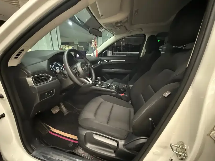 Mazda CX-5 2022 2.0L automatic two-wheel drive comfort model 2023 — миниатюра 4