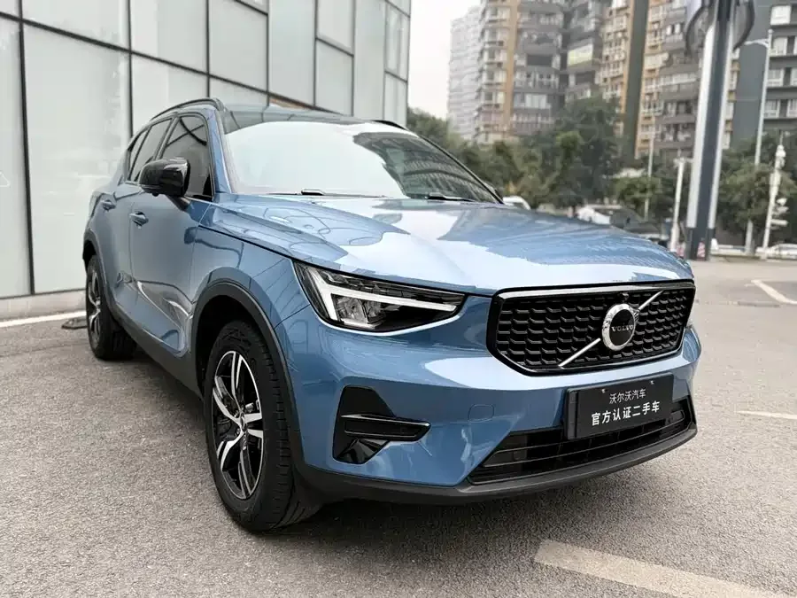 Volvo XC40 2023 B3 Zhiyuan Sports Edition 2023 — миниатюра 3