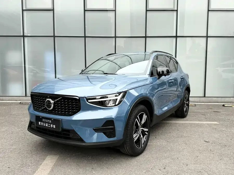 Volvo XC40 2023 B3 Zhiyuan Sports Edition 2023 — фото 1, купить с доставкой в Москву