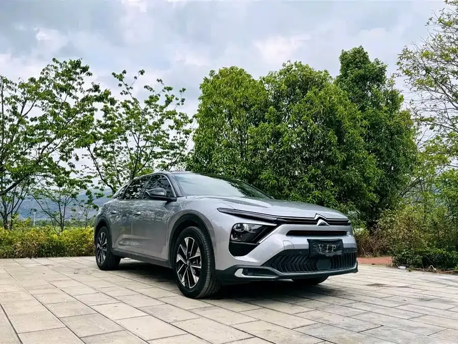 Citroen Versailles C5 X Versailles C5 X 2023 1.6T is extraordinary 2023 — миниатюра 2