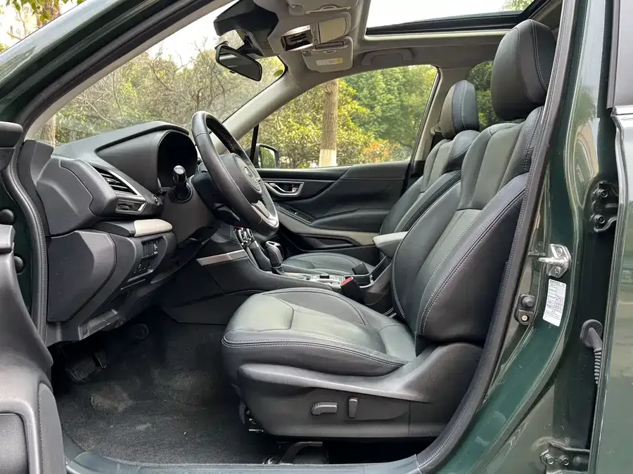 Subaru Forester Forester 2022 2.0i AWD Luxury Edition EyeSight 2022 — миниатюра 2