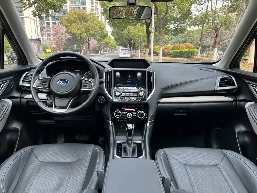 Subaru Forester Forester 2022 2.0i AWD Luxury Edition EyeSight 2022 — миниатюра 4