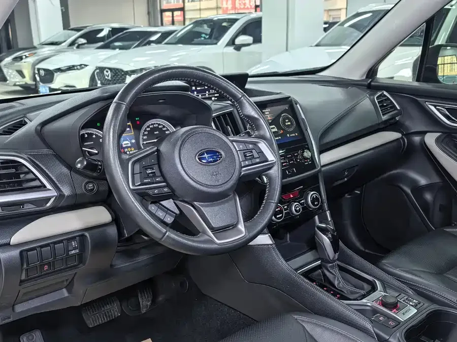 Subaru Forester Forester 2022 2.0i AWD Luxury Edition EyeSight 2023 — миниатюра 5