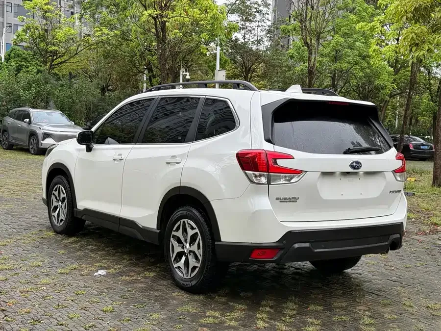 Subaru Forester Forester 2022 2.0i AWD Luxury Edition EyeSight 2023 — миниатюра 4