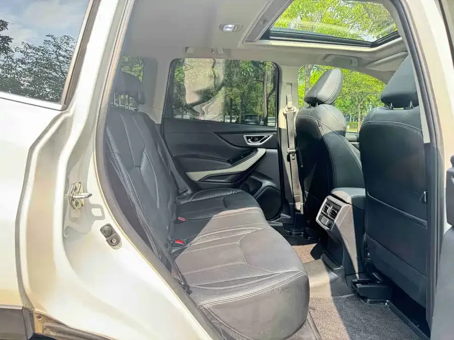 Subaru Forester Forester 2022 2.0i AWD Luxury Edition EyeSight 2023 — миниатюра 5