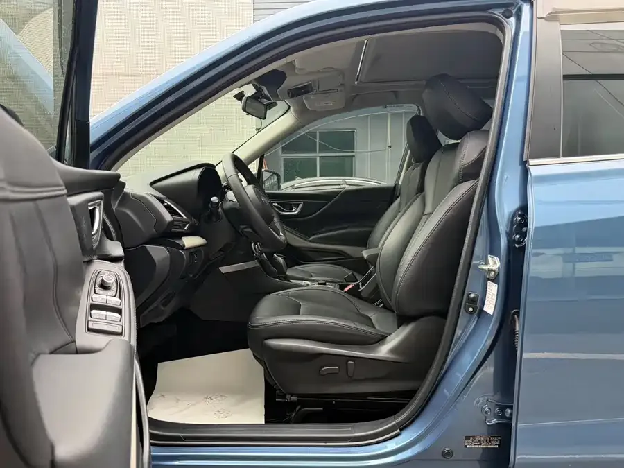 Subaru Forester Forester 2022 2.0i AWD Luxury Edition EyeSight 2022 — миниатюра 2