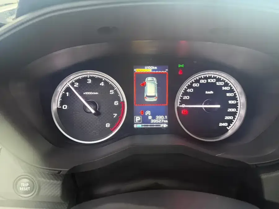 Subaru Forester 2022 Forester 2.0i AWD Luxury Edition 2023 — миниатюра 4