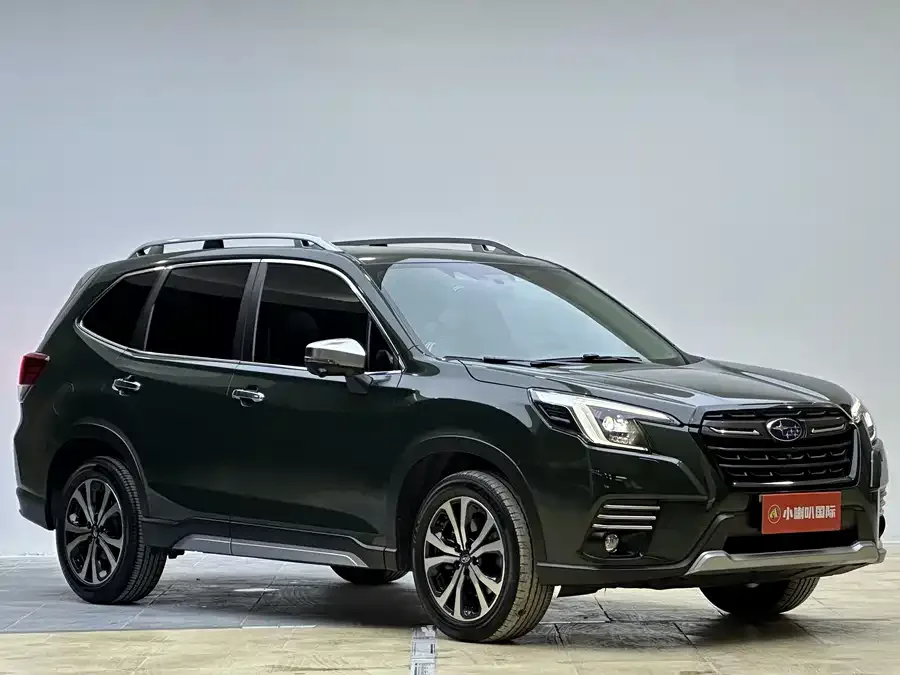 Subaru Forester 2022 Forester 2.0i AWD Ultimate Edition EyeSight 2022 — миниатюра 3
