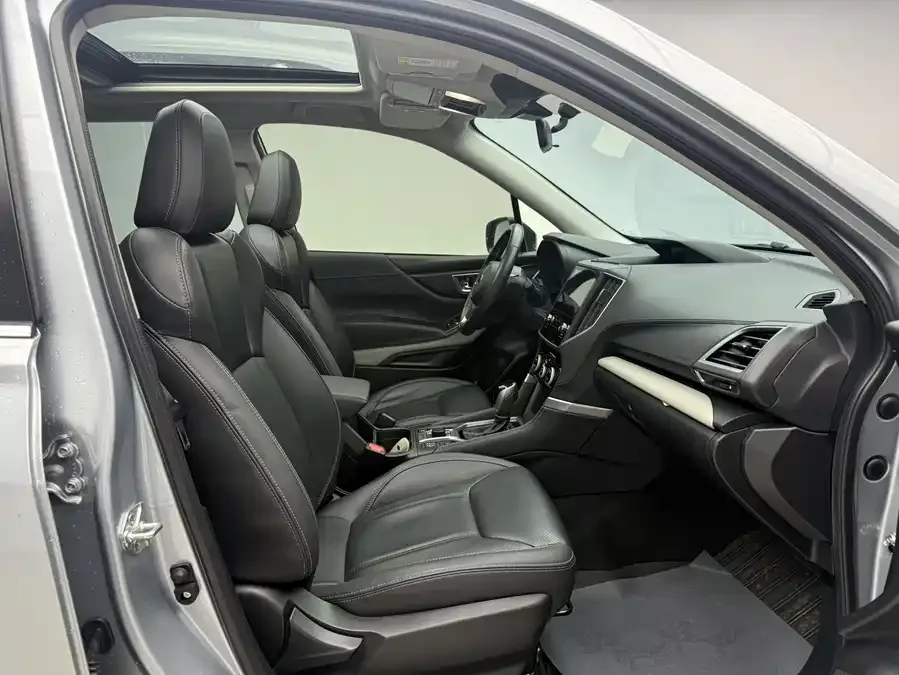 Subaru Forester Forester 2022 2.0i AWD Luxury Edition EyeSight 2022 — миниатюра 5