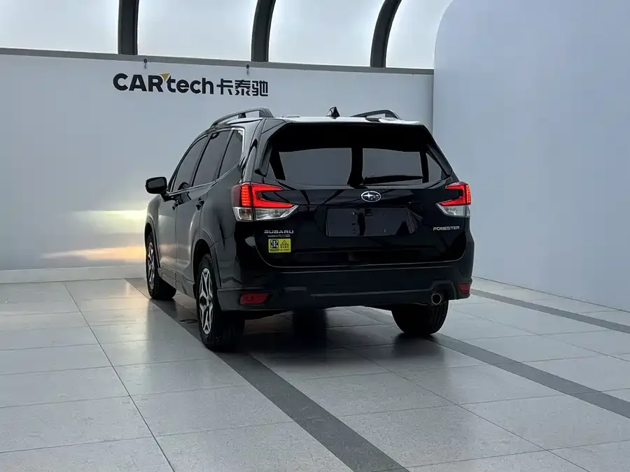 Subaru Forester Forester 2021 2.0i Luxury Edition EyeSight 2022 — миниатюра 3
