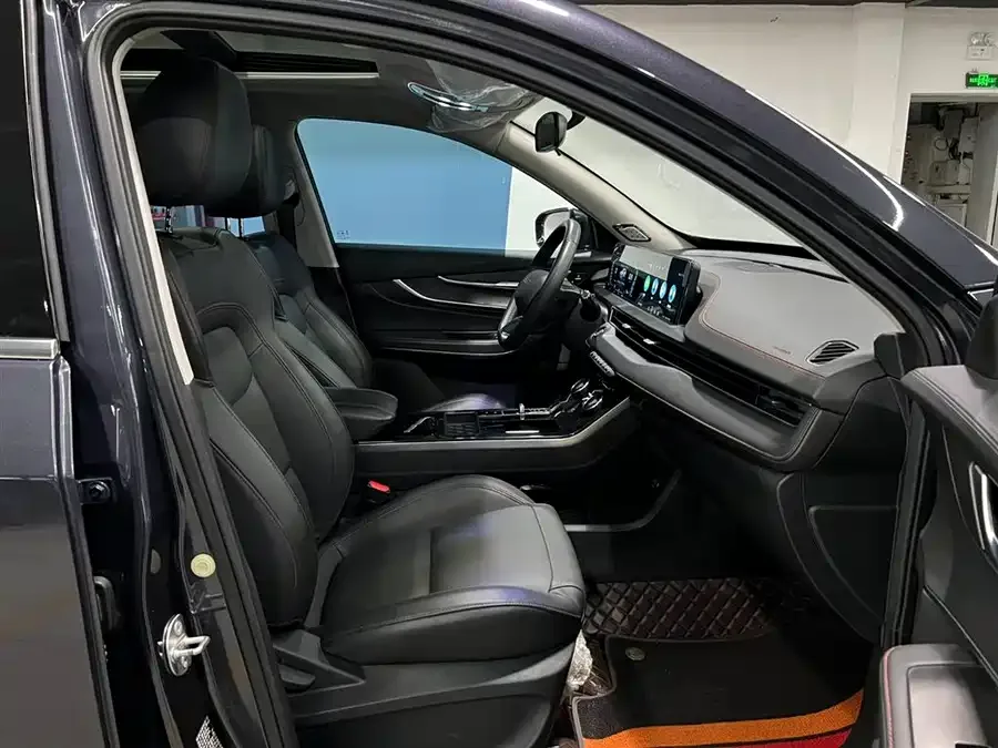 Exeed LX Xingtu Zhuifeng 2022 Wind and Waves Edition 1.5T CVT Yufengxing Edition 2022 — миниатюра 5
