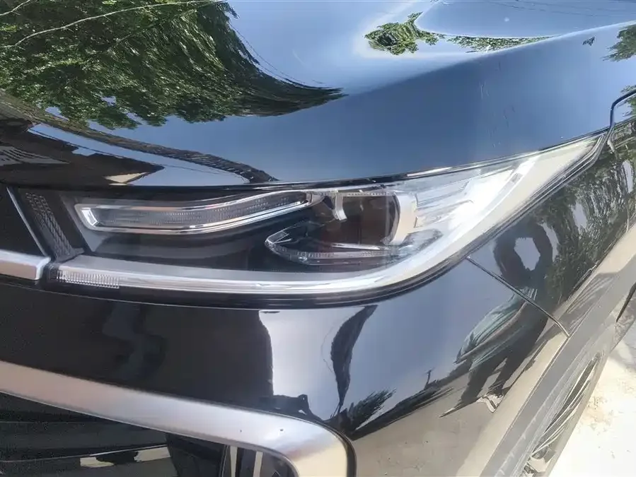 Exeed TXL Xingtu Lingyun 2024 300T 2WD Star Edition 2023 — миниатюра 2
