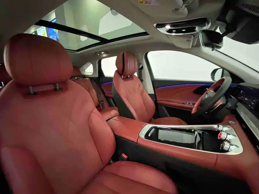 Exeed RX Xingtu Yaoguang 2023 400T 4WD Premium Edition 2026 — миниатюра 2
