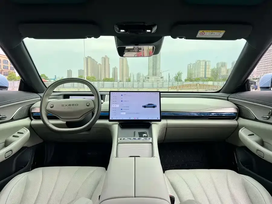 Exeed Sterra ES Star Era ES 2024 Max Long Battery Edition 2024 — миниатюра 2