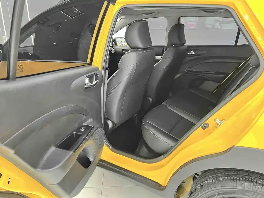 Kia KX1 2021 Yipao 1.4L CVT Sunroof Model 2022 — миниатюра 4