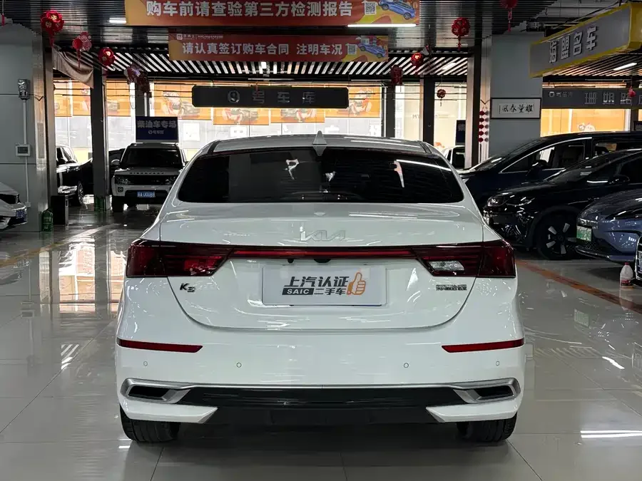 Kia K3 2021 facelift 1.5L CVT Youth Edition 2022 — миниатюра 3