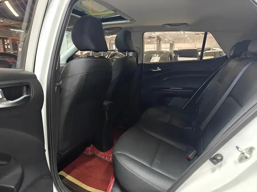 Kia KX1 2021 Yipao 1.4L CVT Sunroof Model 2022 — миниатюра 2