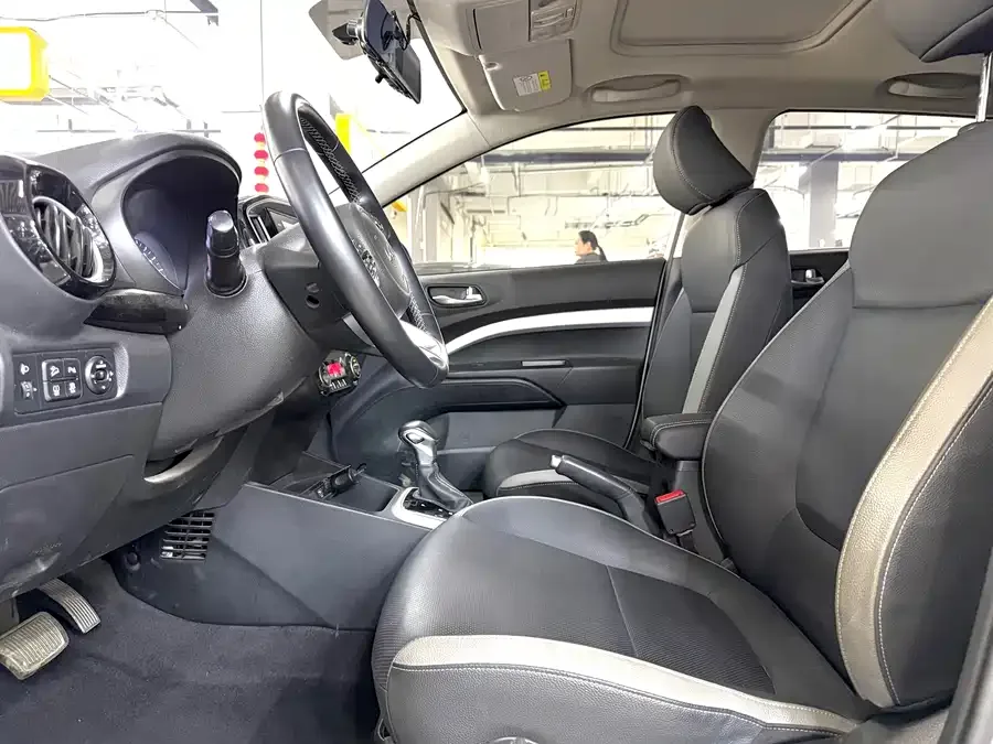 Kia KX1 Yipao 2021 1.4L CVT fun sunroof model 2022 — миниатюра 4