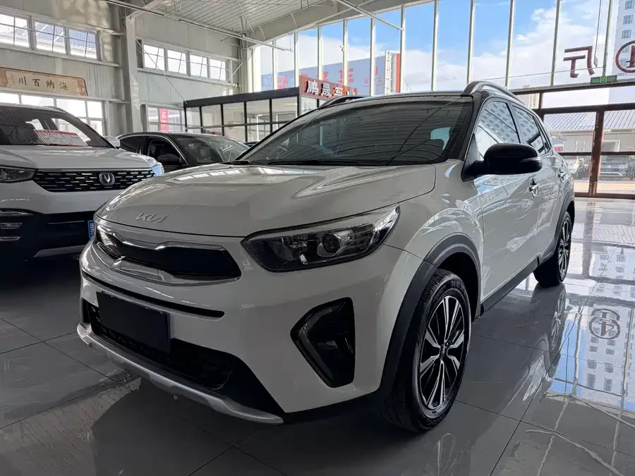 Kia KX1 Yipao 2021 1.4L CVT Fun Edition 2023 — фото 1, купить с доставкой в Москву