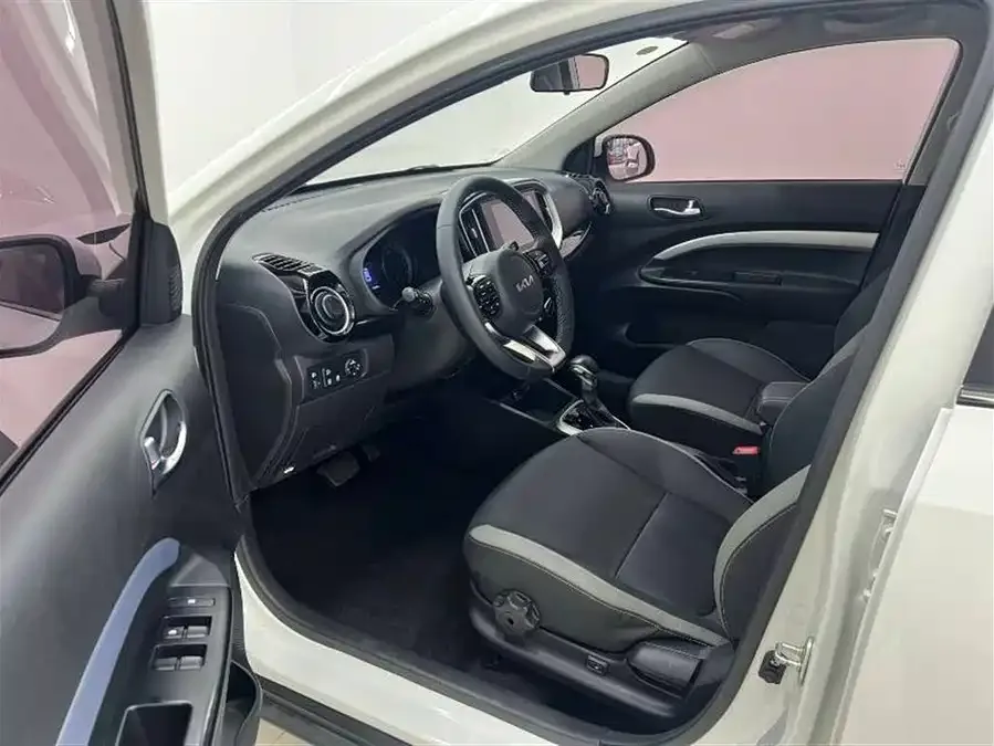 Kia KX1 Yipao 2021 1.4L automatic fun version 2023 — миниатюра 3
