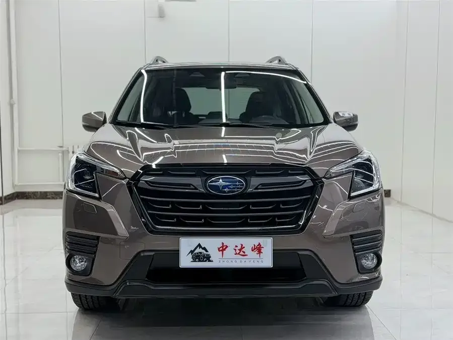 Subaru Forester 2022 Forester 2.0i AWD Luxury Edition 2022 — миниатюра 3