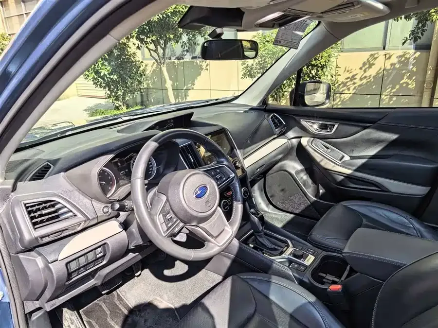 Subaru Forester Forester 2022 2.0i AWD Luxury Edition EyeSight 2023 — миниатюра 2