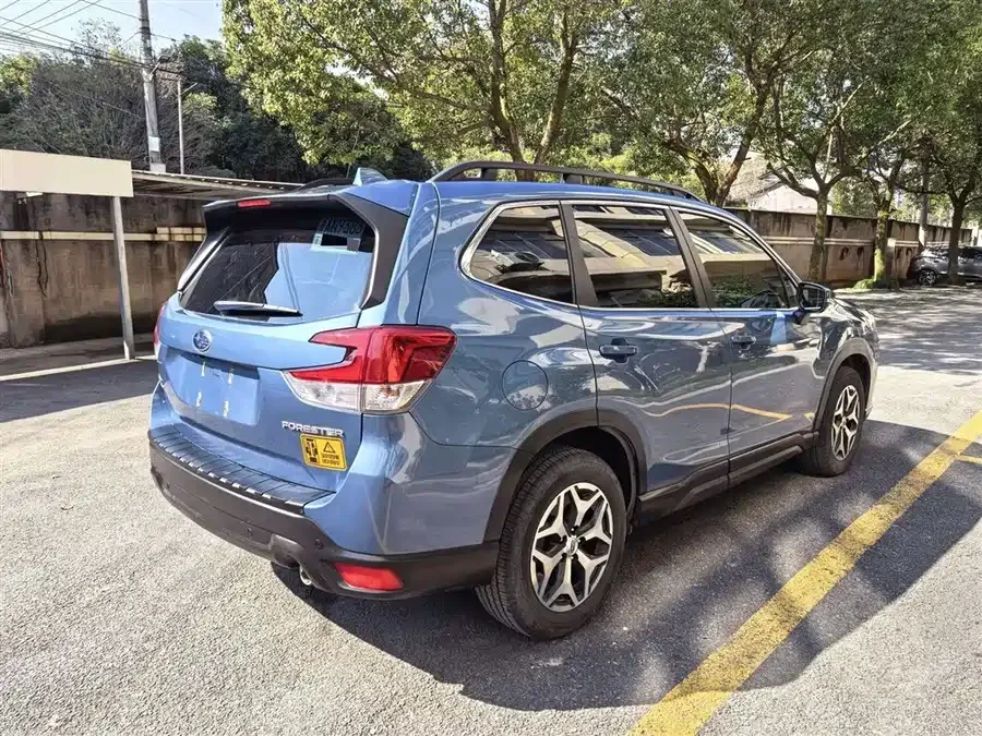 Subaru Forester Forester 2022 2.0i AWD Luxury Edition EyeSight 2023 — миниатюра 3