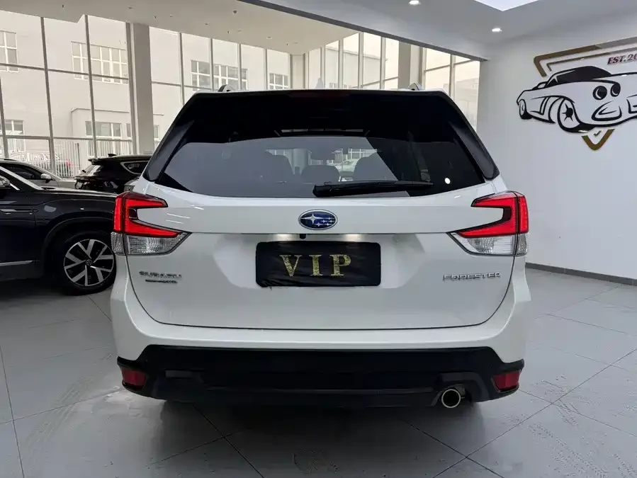 Subaru Forester 2022 Forester 2.0i AWD Luxury Edition 2022 — миниатюра 2