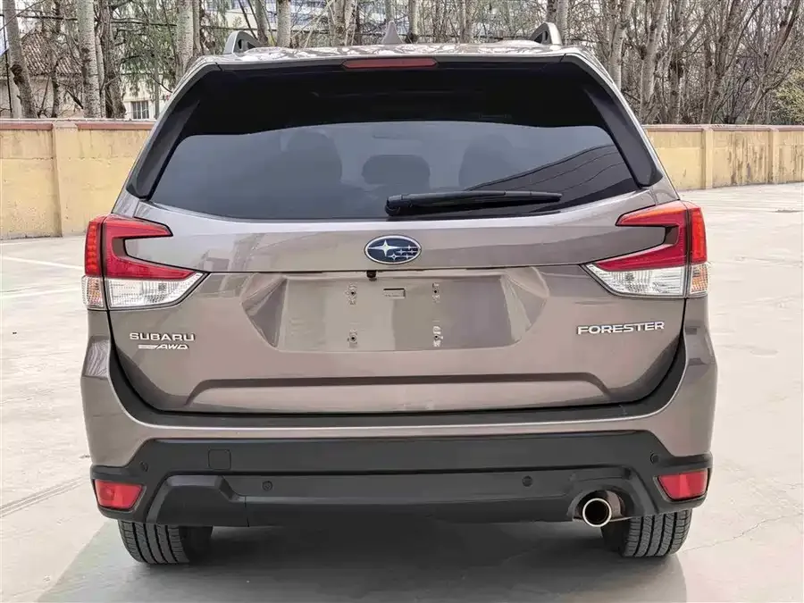 Subaru Forester 2022 Forester 2.0i AWD Luxury Edition 2022 — миниатюра 2