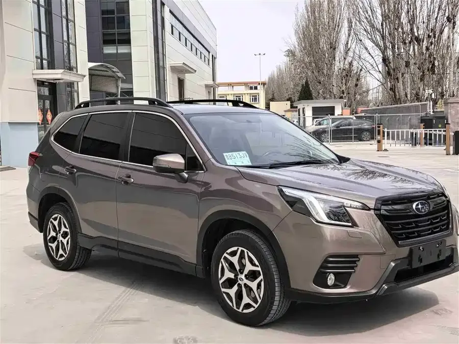 Subaru Forester 2022 Forester 2.0i AWD Luxury Edition 2022 — миниатюра 3