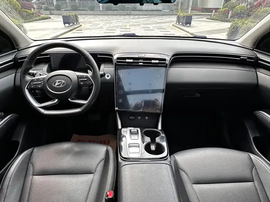 Hyundai Tucson L Tucson 2021 Tucson L 1.5T DCT LUX Premium Edition 2022 — миниатюра 3