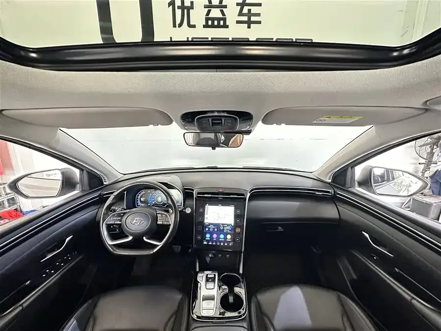 Hyundai Tucson L Tucson 2023 Tucson L 1.5T Automatic 2WD DLX Luxury Edition 2023 — миниатюра 4