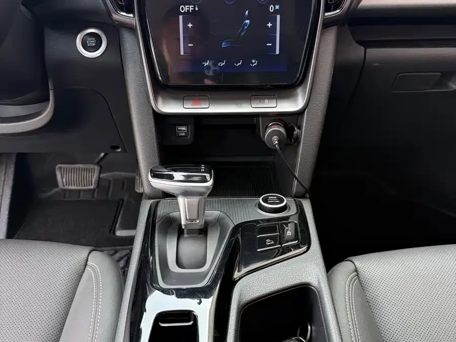 Hyundai Beijing ix35 Beijing Hyundai ix35 2021 2.0L Automatic 2WD GLS Leading Edition 2022 — миниатюра 2