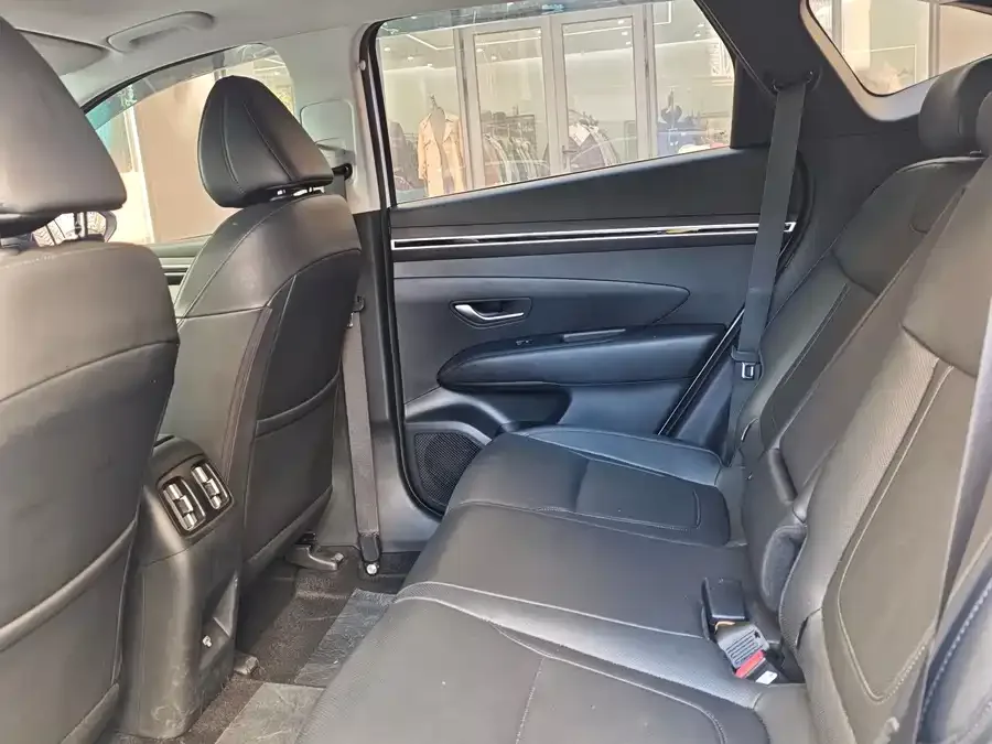Hyundai Tucson L Tucson 2023 Tucson L 1.5T Automatic 2WD DLX Luxury Edition 2023 — миниатюра 2