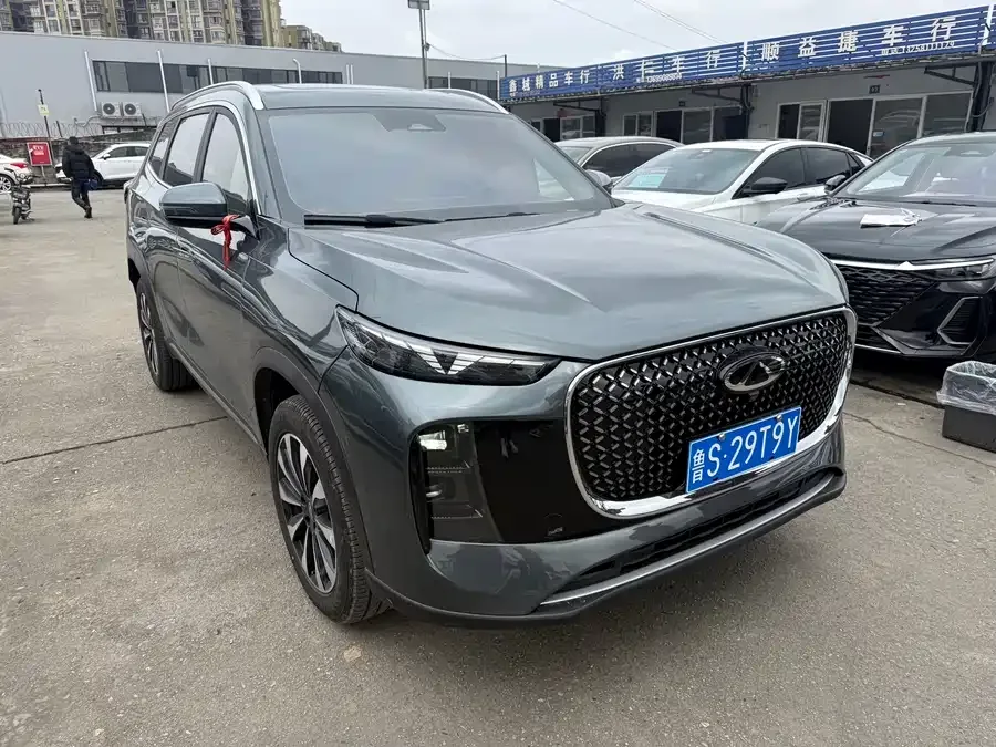 Chery Tiggo 8 PLUS Tiggo 8 PLUS 2025 290TGDI DCT Luxury Edition 2024 — миниатюра 3