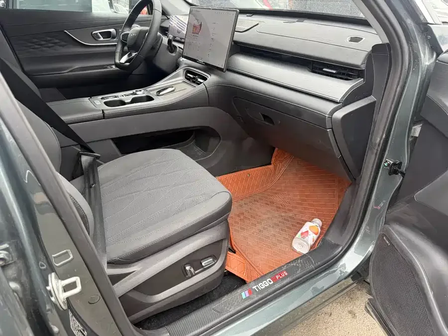Chery Tiggo 8 PLUS Tiggo 8 PLUS 2025 290TGDI DCT Luxury Edition 2024 — миниатюра 5