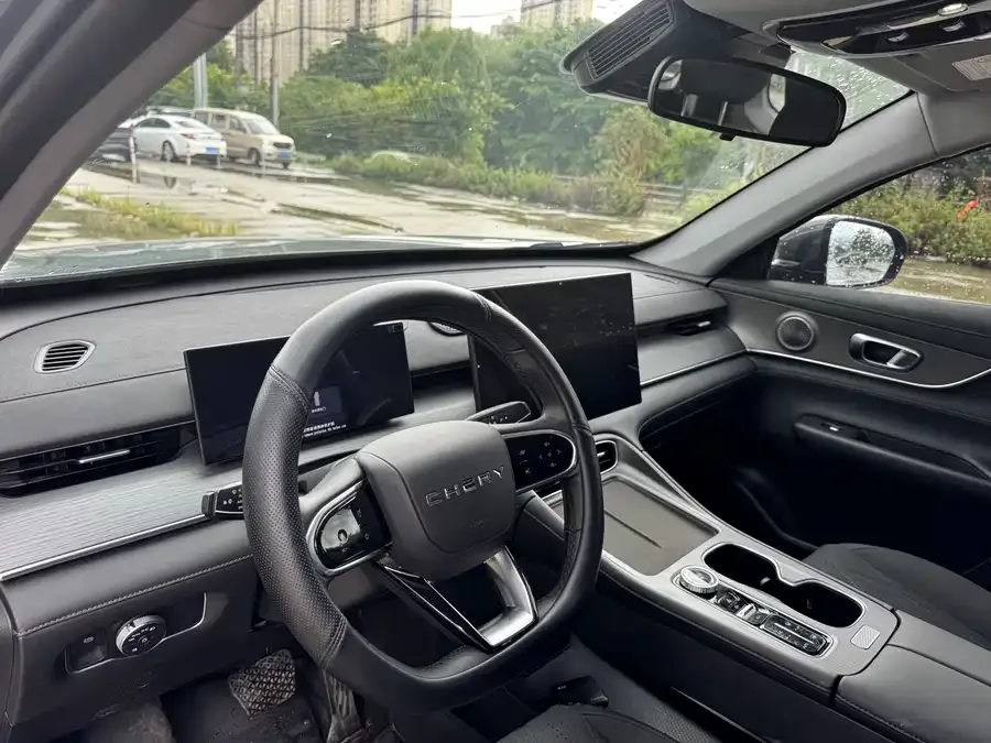 Chery Tiggo 8 PLUS Tiggo 8 PLUS 2024 Champion Edition 290TGDI DCT Pride Edition 5-seater 2025 — миниатюра 2
