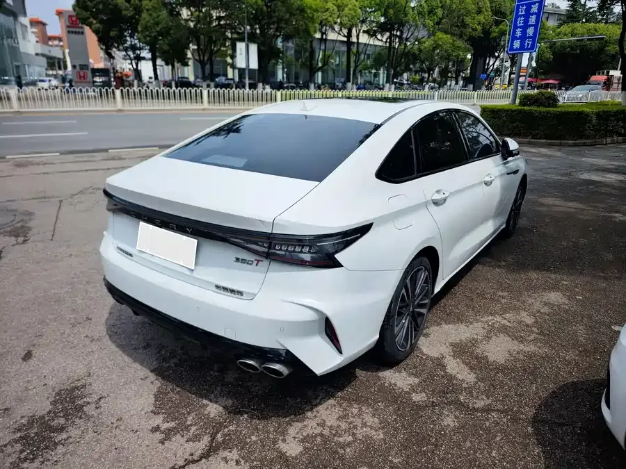 Chery Arrizo 8 Arrizo 8 2023 High Energy Edition 2.0T DCT 2024 — миниатюра 3