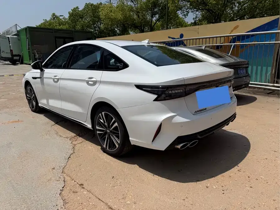 Chery Arrizo 8 Arrizo 8 2025 2.0T DCT 2025 — миниатюра 2